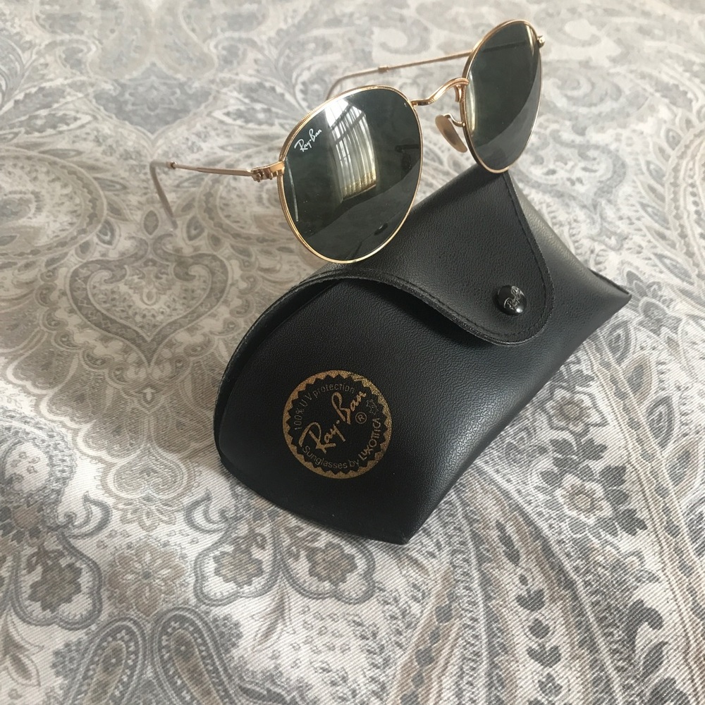 Round (Gold Frame) Ray-Ban sunglasses